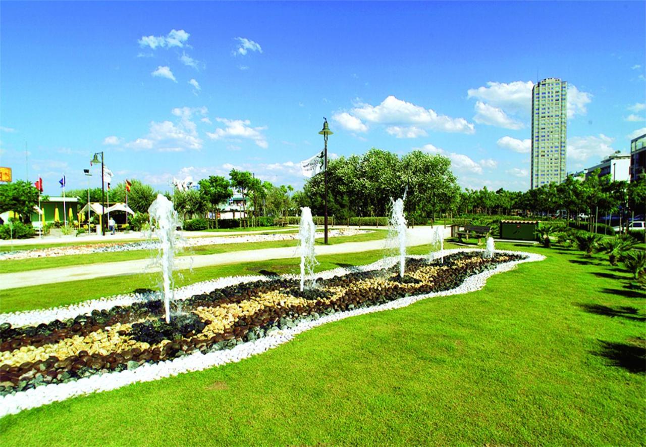 צ'סנטיקו Hotel Villa Rosa מראה חיצוני תמונה