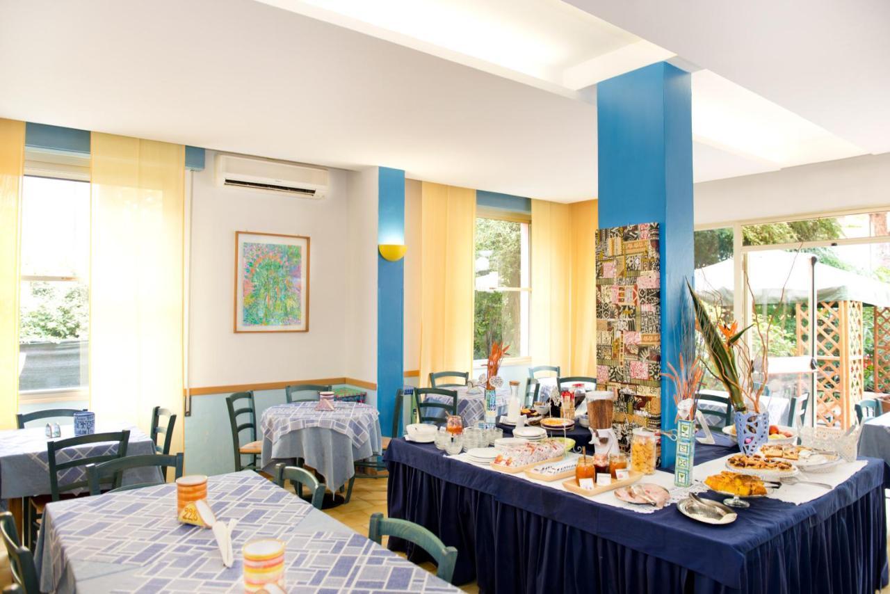 צ'סנטיקו Hotel Villa Rosa מראה חיצוני תמונה
